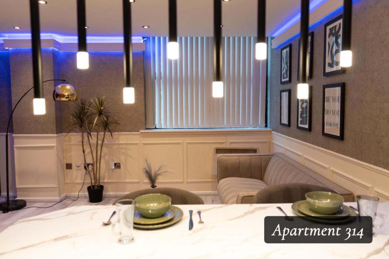The Opulence Bradford * Bradford (West Yorkshire)