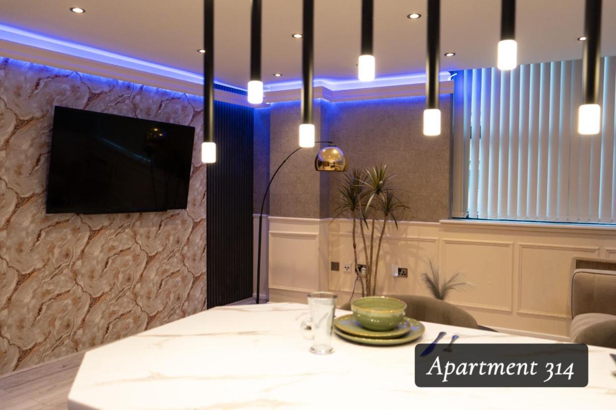The Opulence Bradford * Bradford (West Yorkshire)